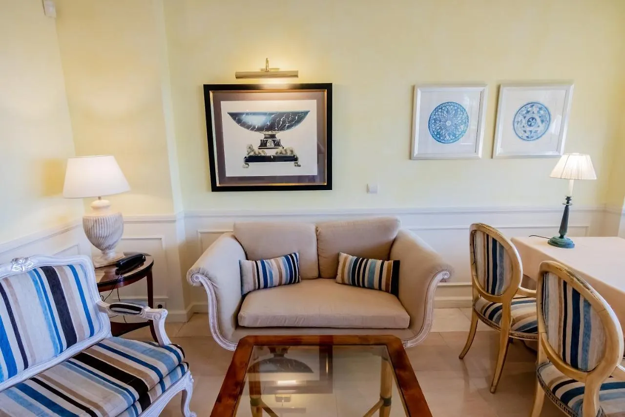 Guadalpin Suites Marbella Apartment
